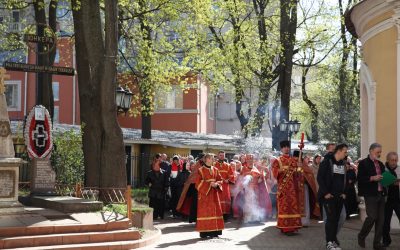 Крестный ход Светлой седмицы.