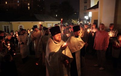 Великая суббота. Освящение куличей и крестный ход
