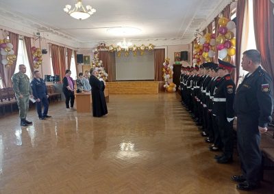 Клирик нашего храма посетил кадетские классы