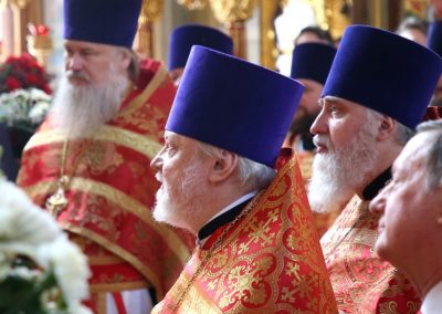 Поздравляем настоятеля с наградой!
