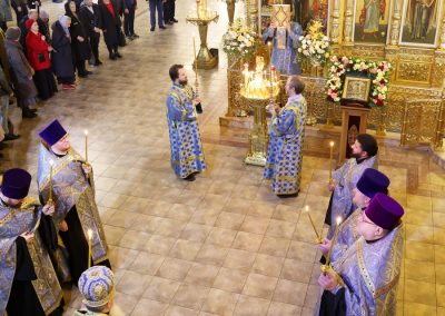 Богослужение в день престольного праздника в честь иконы Божией Матери “Всех скорбящих Радость”