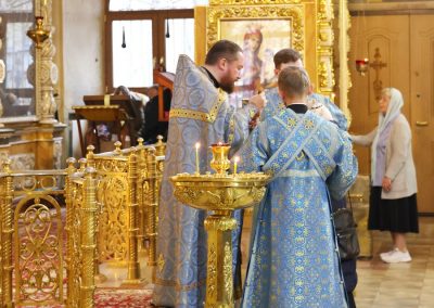 Богослужение в день престольного праздника в честь иконы Божией Матери “Всех скорбящих Радость”
