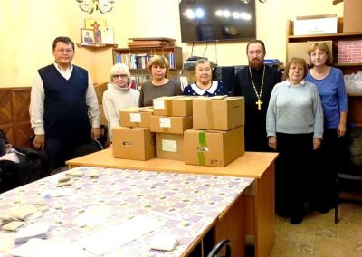 "Армейский душ" передали для воинов участники трудовой мастерской