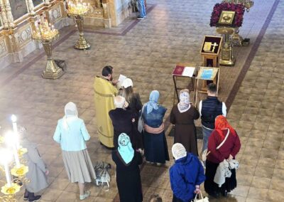 Молебен о страждущих зависимостями с обетами трезвости